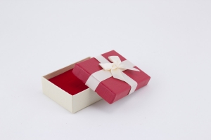 cutii-pentru-bijuterii-din-carton-62