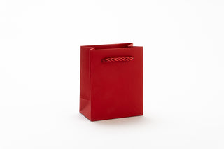 PUNGA CADOU PREMIUM IUNI, MATERIAL CARTON, DIMENSIUNI 9X11X5, CULOARE ROSIE CU MANER ROSU