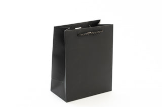 PUNGA CADOU PREMIUM IUNI, MATERIAL CARTON, DIMENSIUNI 11X16X6, CULOARE NEAGRA CU MANER NEGRU
