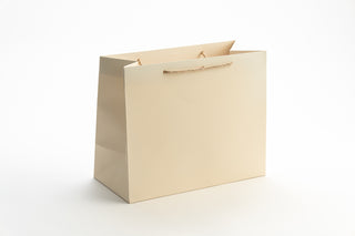 Punga Cadou Premium IUNI, Material Carton, Dimensiuni 17x17x11, Culoare Crem Cu Maner Crem