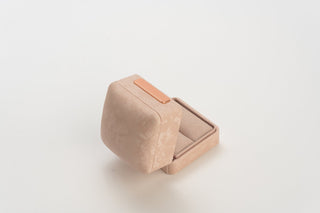 Cutie Bijuterii Premium pentru Inel, Velur, Roz Pudra, 6.5x6.5x5.5 cm
