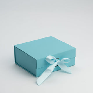 Cutie Cadou Pliată Premium cu Panglică, Carton, Bleu, 20x18x8 cm