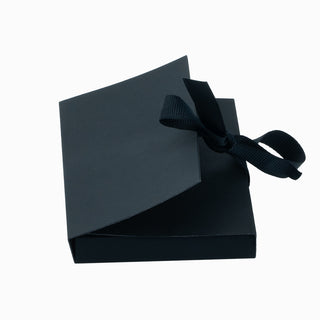 Cutie cadou Pandantiv Plic, 11x7.5x1.3 cm - Negru