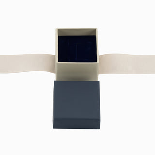 Cutie bijuterii Ribon Down R.D, 5x5x4 cm - Bleumarin / Crem