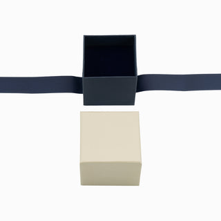 Cutie bijuterii Ribon Down R.D, 7x7x7 cm - Crem / Bleumarin