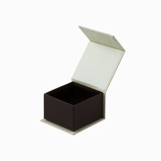 Cutie bijuterii Inel Magnet, 6x6x4 cm - Crem / Maro